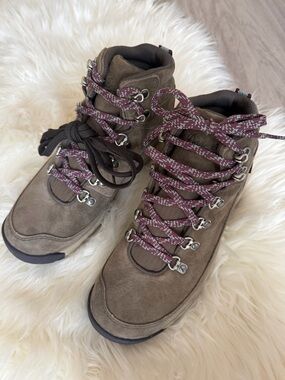 Danner hiking boots, brand new.